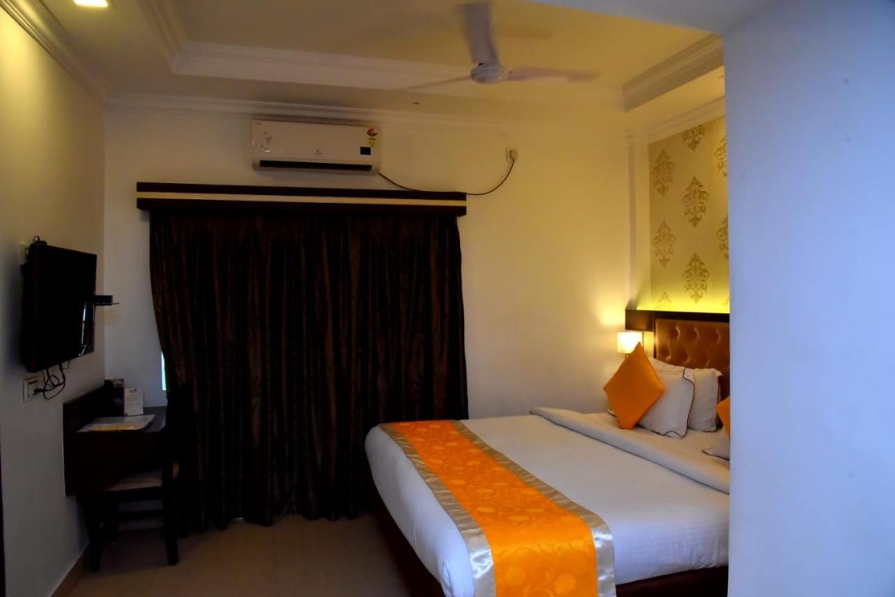 The Grand Krishna Luxury Hotel Chikmagalūr Dış mekan fotoğraf